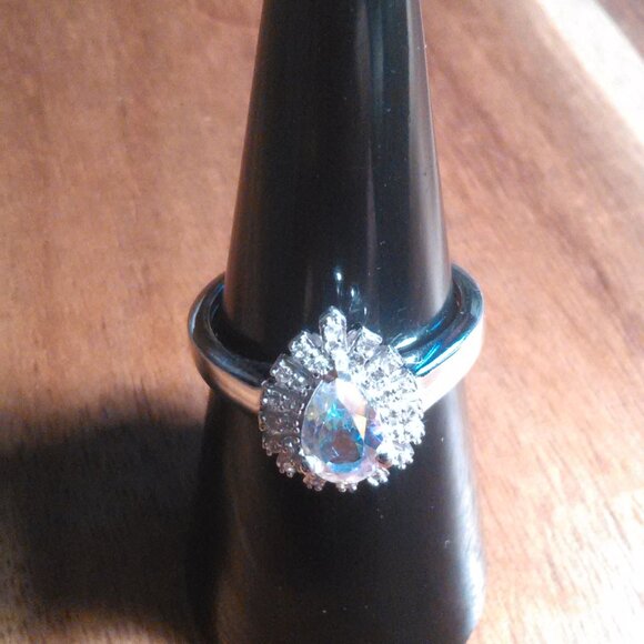 Mercury Mystic Topaz and White Zircon Sterling Silver Snowflake Ring (Size 7) - Picture 4 of 16